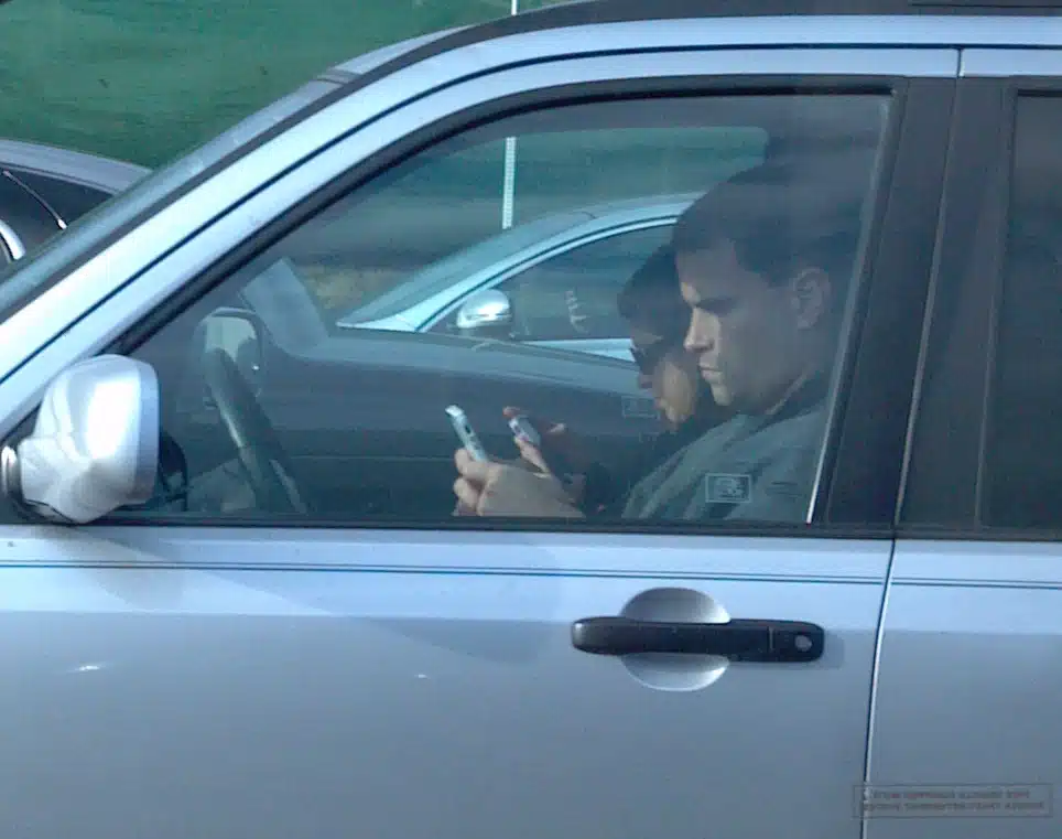 texting-while-driving