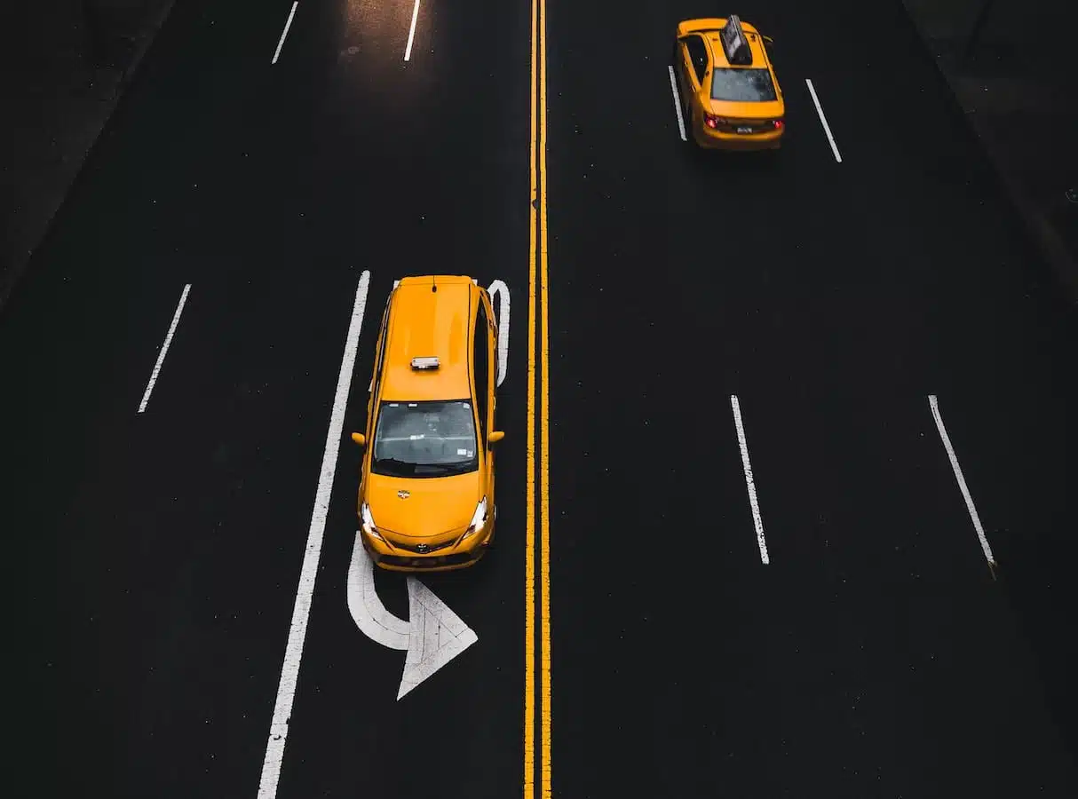 Taxi in turning lane